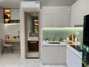 căn hộ 45m2, giá 1 tỷ, ngân hàng hỗ trợ 80%, lãi suất 5.9%/năm, bàn giao đầy đủ nội thất