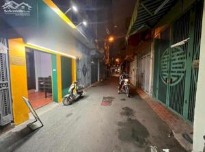 Cho thuê nhà riêng Mai Dịch - Cầu Giấy 68m x 2T, 3PN3VS giá 13.5TR, ngõ ô tô - KD