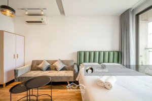 hot studio q4 millennium view pháo hoa giá chỉ 12tr em hải