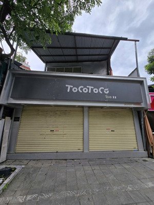 siêu hot nhà mặt phố hoàng quốc việt cho thuê giá cực tốt, dt 220m, mt 6,5m, thông sàn, chỉ 50tr