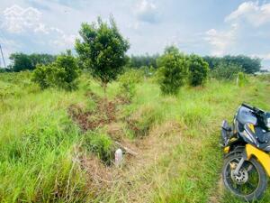 12x86 gần quốc lộ, kế bên KCN Phước Đông. 400tr