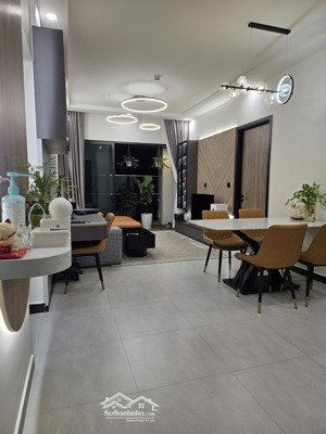 bán căn hộ de la sol 2pn ntcb view hồ bơi, 8.6 tỷ (full nội thất) em tiên