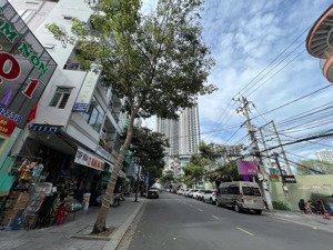 bán nhà 7 tầng mặt tiền đường hoàng hoa thám lộc thọ nha trang hướng chính đông hàng hiếm giá 19tỷ