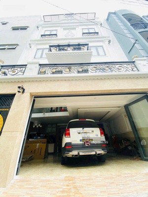 hẻm biệt thự đường bàu bàng p.13 ,q.tb - dt: 5.5 x 28m nở hậu 8m ( 162m2) - giá tốt : 21.5 tỷ tl