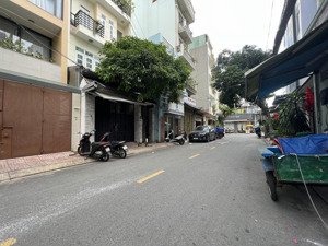 mặt tiền ca văn thỉnh - bàu cát, tân bình. dt: 6x27m, nhà cũ tiện xây mới giá 23.5 tỷ