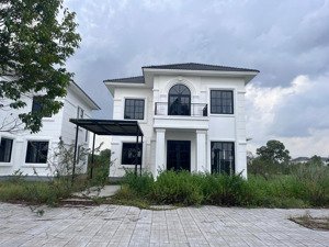 cần bán căn nhà biệt thự dic - đường 23m đảo đại phước (swanbay 