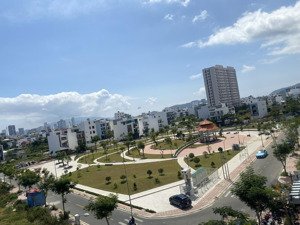 căn góc thương mại, tầng đẹp, view công viên + sông quán trường chung cư ss7 2pn 2wc đã có sổ