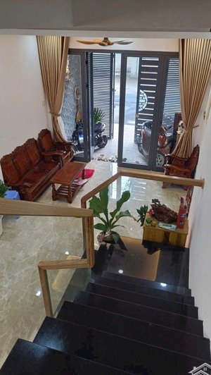 bán nhà đường thoại ngọc hầu, nha trang. cách biển chỉ 1km, thuận tiện ở hoặc kinh doanh, cho thuê