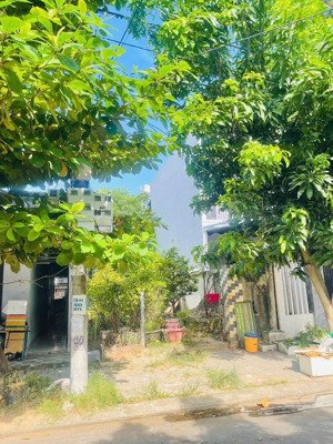 cần bán gấp 1 lô đất đẹp đường cổ mân mai 1