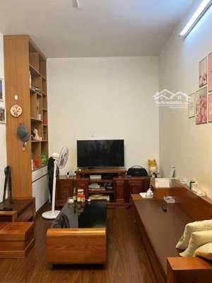 bán chung cư viện bỏng lê hữu trác, viện k, viện 103 trường lê quý đôn 2 ngủ 77m2 hơn 4 tỷ. gấp hời