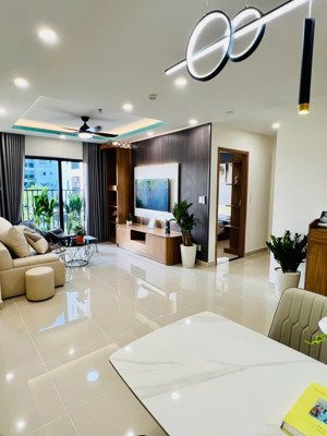 bán căn hộ ct3 75m2 rất đẹp rộng rãi, full nội thất xịn thông minh, có sổ đỏ.