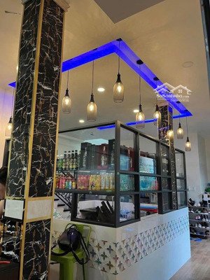 nhà mặt tiền hương lộ ngọc hiệp giá 13 tỷ 7 , dt : 320m2 1 trệt 1 lầu