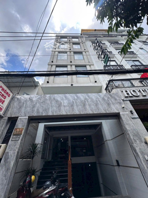 chủ gởi bán căn hộ dịch vụ cao cấp 6 tầng có hầm ngay thống nhất - dòng tiền 100tr / tháng ổn định