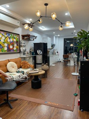 bán căn hộ 2pn 2vs 68m2 tại skycentral, định công, hoàng mai, nội thất đẹp, giá 5 tỷ 550