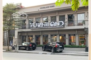 cho thuê nhà phố tràng tiền 152 m2, mặt tiền 8 m, phù hợp mọi mô hình kinh doanh