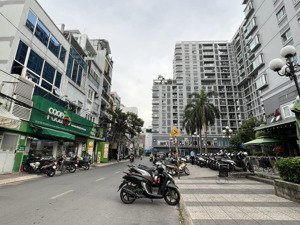 bán nhà mặt tiền âu cơ , p14, tân bình. dt: 4.2x25m, 4 tầng vị trí sáng đẹp giá bán 18.5 tỷ