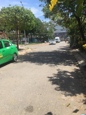 bán 188m2 đất 13 tỷ gần đường nguyễn duy trinh và nguyễn tuyển