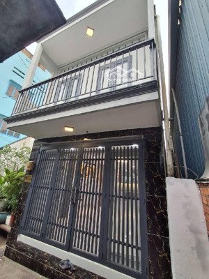 bán nhà trung tâm quận tân phú