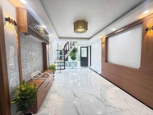 bán căn hộ tập thể tại bách khoa, hai bà trưng, hà nội, 100 m2 4 ngủ 2 wc giá 4.5 tỷ