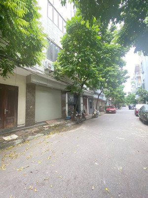 bán nhà mỗ lao hà đông 60m2, mặt tiền 4.5m, kinh doanh sầm uất, giá chỉ 14 tỷ