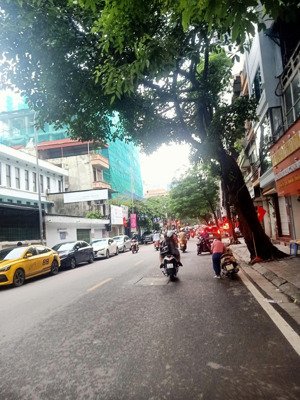 bán nhà mặt phố lạc trung trung tâm hai bà trưng dt 60m mt 4,3m giá chỉ 29,5 tỷ