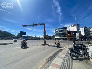 Cho thuê nhà nguyên căn mặt tiền đường Nguyễn Công Trứ, Phường Lâm Viên – Đà Lạt