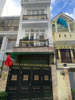 siêu hot! nhà hxh 6m,dt:4.2x13m, 3 tầng -giá chỉ 12.5 tl-p2,tân bình