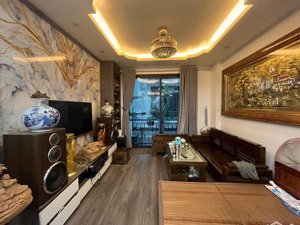 bán nhà 5 tầng tiếp giáp kđt xa la, dt 41m công năng 4 pn, oto đậu cửa, vị trí kinh doanh được, 7ty