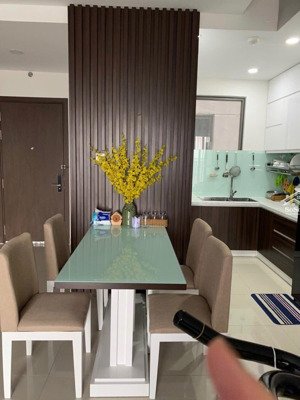 cho thuê 2pn full nội thất có slot oto - trống sẵn vào liền ạ - giá 23tr bao pql