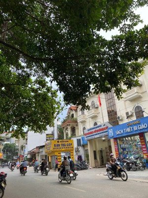 bán nhà cuối phố bà triệu 51mx 4 tầng, ngay gần trường thpt lê lợi, oto cách 5m, kinh doanh, 7ty