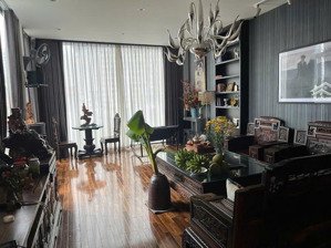 chính chủ cần bán nhà đẹp tây hồ. dt: 100m2, 6 tầng, 2 ô tô để trong nhà