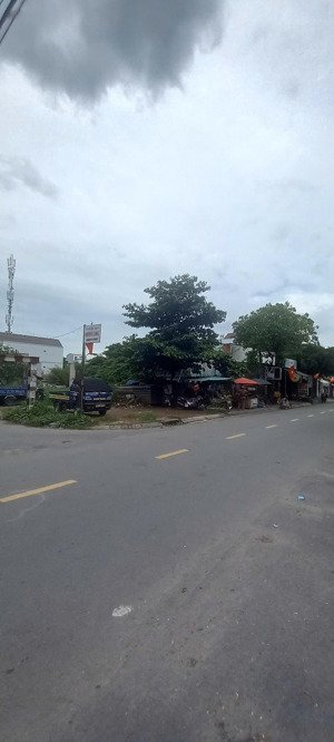 bán mặt tiền kinh doanh sầm uất nhất linh xuân thủ đức,diện tích 136m2 giá siêu tốt lh 