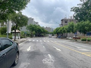 chính chủ bán gấp lô đất mặt phố kinh doanh đỉnh đường lý nam đế, khai quang 125m 2 mặt tiền 53tr/m