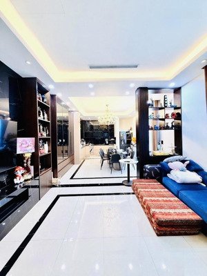 bán nhà phố trần khát chân- q. hbt- nhà đẹp- gần phố- full đồ- ở luôn 34m2- 4 tầng- 7.6 tỷ.