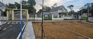 đất biển quất lâm: gần biển, mặt phố, trục chính ra biển. giá nhỉnh 2 tỷ, lh: 