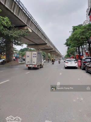 bán nhà mặt phố cầu giấy, hđ thuê 50tr/ tháng, kd khủng, dt33m, 6t, mt4m, giá 19,8 tỷ 