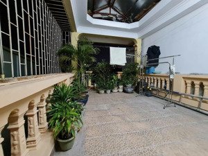 nhà 1 trệt 2 lầu, ngang gần 5m ngay dương đình hội, hẻm xe hơi thông, giảm chào 300tr bán gấp