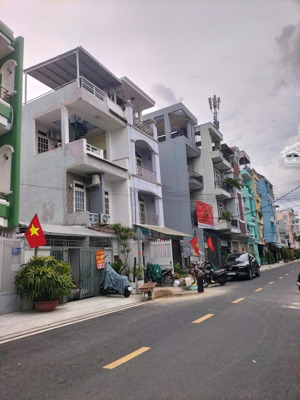 duy nhất đất khu phân lô đường số sát bên nguyễn thị thập quận 7,đường 12m có lề,4x18m,hơn 11 tỷ tl