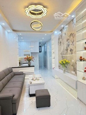 cần bán gấp! phố pháo đài láng, 2 mặt thoáng, ngõ thông, cách ô tô 40m, 47m2 * 5t