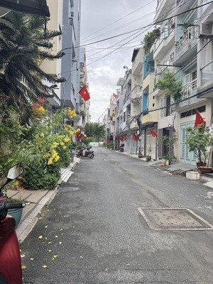 bán gấp căn nhà đẹp! hẻm xe hơi 6m - đường phan văn trị - 56m2(4x14m) - khu dân trí nhà cao tầng