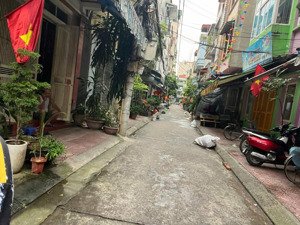 bán nhà mặt phố huỳnh thúc kháng đường rộng hè thoáng vị trí trung tâm giá chỉ 7.05 tỷ