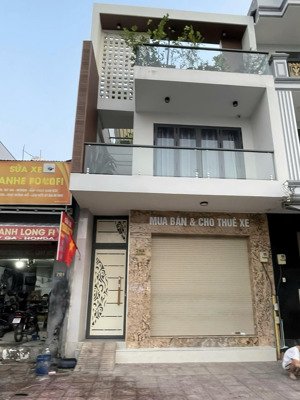 kẹt tiền bán gấp nhà ngay chợ bình chánh nhà 1 lầu, 6x20, đang cho thuê 15tr/tháng, giá 820tr