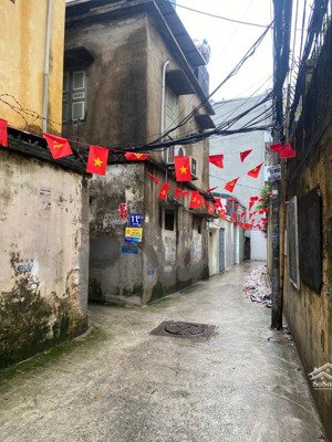 hàng f0 !!!, 42,5m2 - 8tỷ - đường cầu giấy - ngõ nông, ba gác phóng dân trí cao, tiện tích bạt