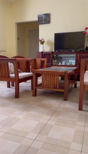 bán nhà 2,5 tầng nguyễn văn thoại cách biển 400m