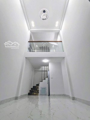 lô góc, kinh doanh, nhà mới, ngõ thông ba gác phi.giá đầu tư. dt 25m 5t mt3,5m giá 5,3 tỷ có tl