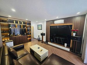 rẻ hiếm! phân lô hoàng quốc việt, ô tô tránh, vỉa hè, 1 nhà ra phố, full tiện ích, kd đỉnh, 50m2*4t