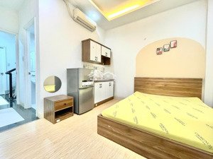 cho thuê studio cửa sổ mới cứng đầy đủ nội thất gần sân bay tân sơn nhất, đại học phi công
