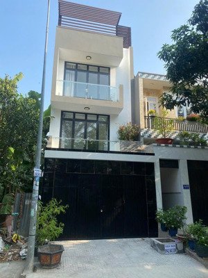 khu tái định cư phú mỹ chỉ còn 1 căn duy nhất view hồ, giá tốt nhất khu vực - chỉ 12 tỷ còn t lượng