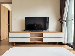 mới! bán gấp căn hộ 2 ngủ sky park residence- dt 72m, tầng trung, sẵn sổ, full nội thất. giá 7,6 tỷ