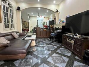 Bán nhà mặt phố Quang Trung, SĐCC 50m2, mặt tiền 5m